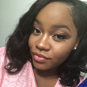 Meet your Posher, Keahna